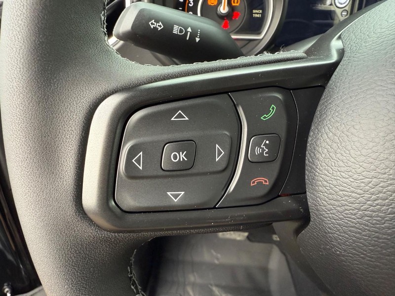 Jeep Gladiator Vehicle Image 07