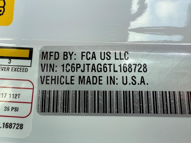 Jeep Gladiator Vehicle Image 20