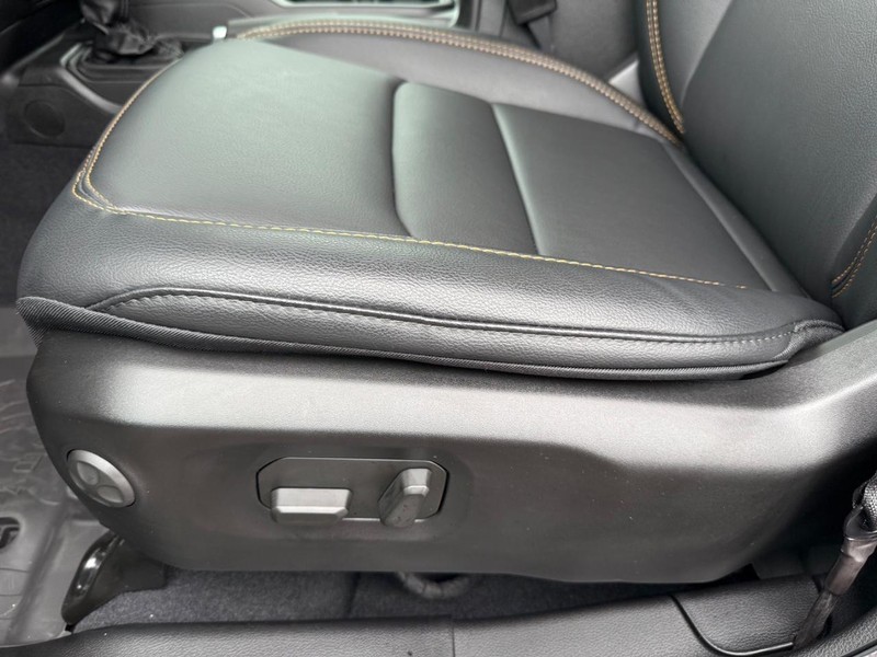 Jeep Gladiator Vehicle Image 19