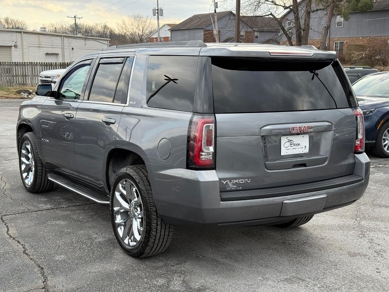 GMC Yukon Vehicle Image 05
