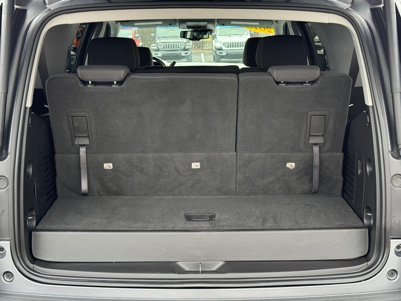 GMC Yukon Vehicle Image 07