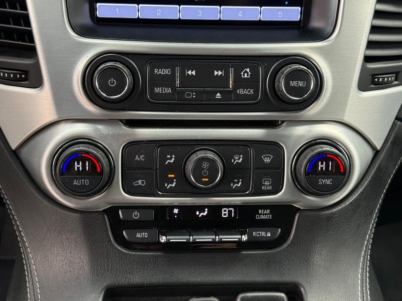 GMC Yukon Vehicle Image 19