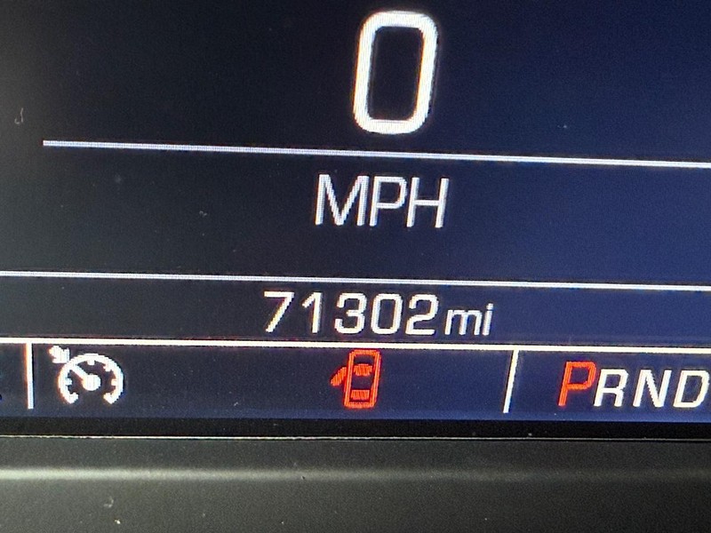 GMC Yukon Vehicle Image 23