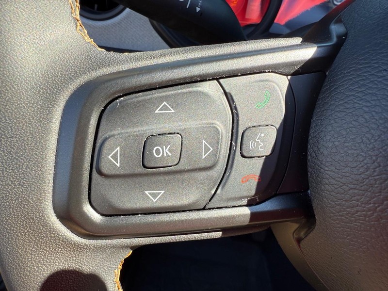 Jeep Wrangler 4xe Vehicle Image 14