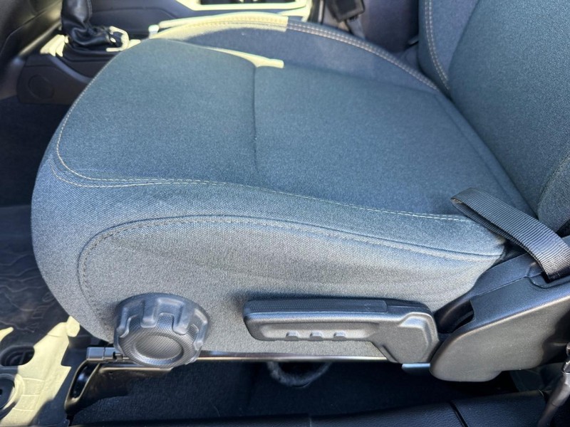 Jeep Wrangler 4xe Vehicle Image 27