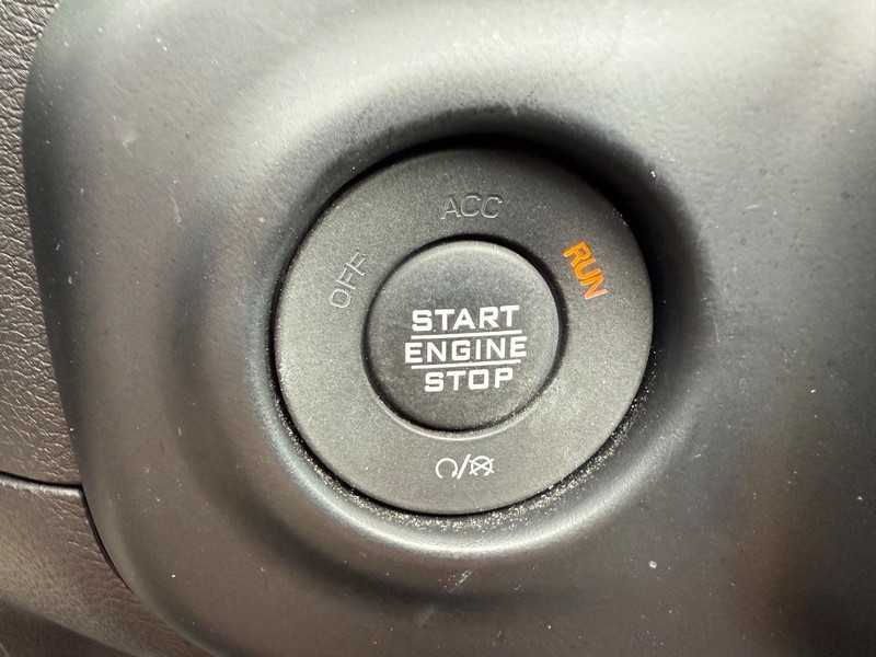 Jeep Wrangler 4xe Vehicle Image 16