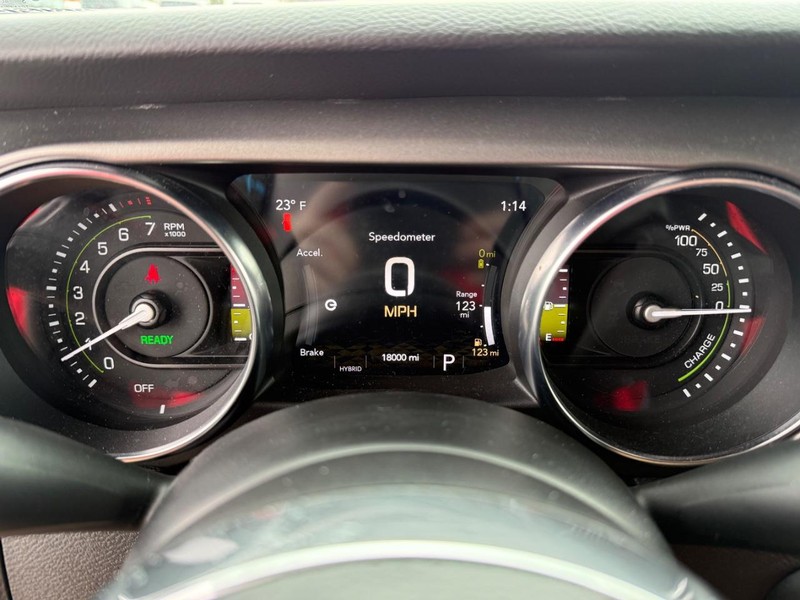 Jeep Wrangler 4xe Vehicle Image 24