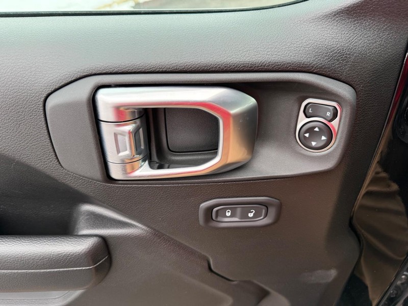 Jeep Wrangler 4xe Vehicle Image 26