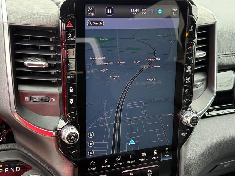 Ram 1500 Vehicle Image 11