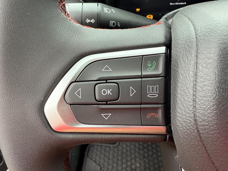 Jeep Compass Vehicle Image 08