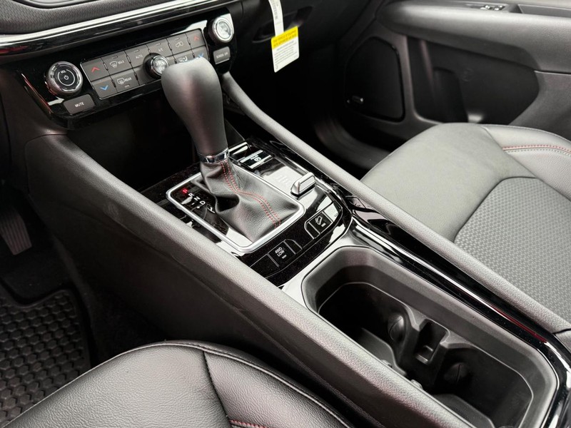 Jeep Compass Vehicle Image 14