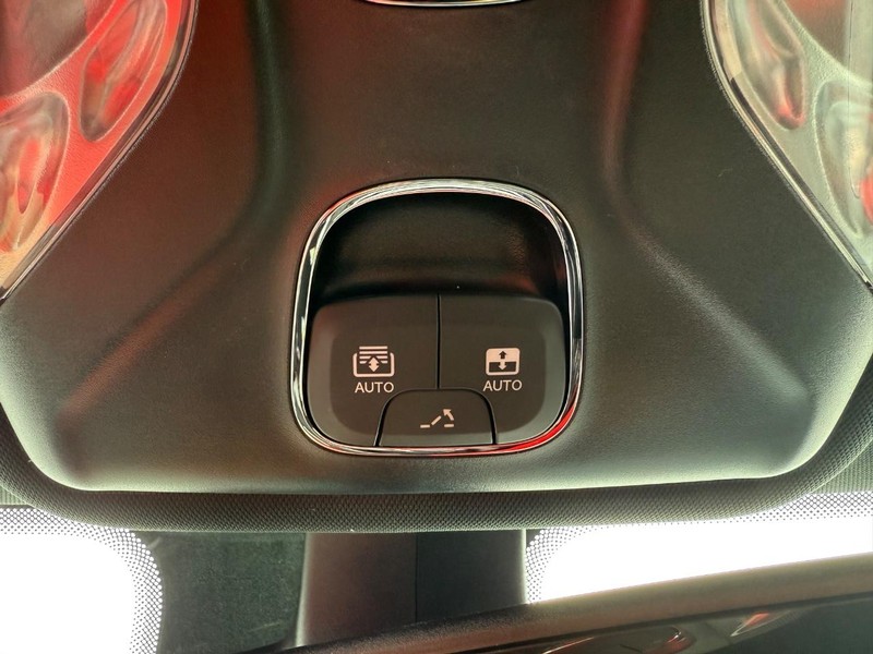 Jeep Compass Vehicle Image 16