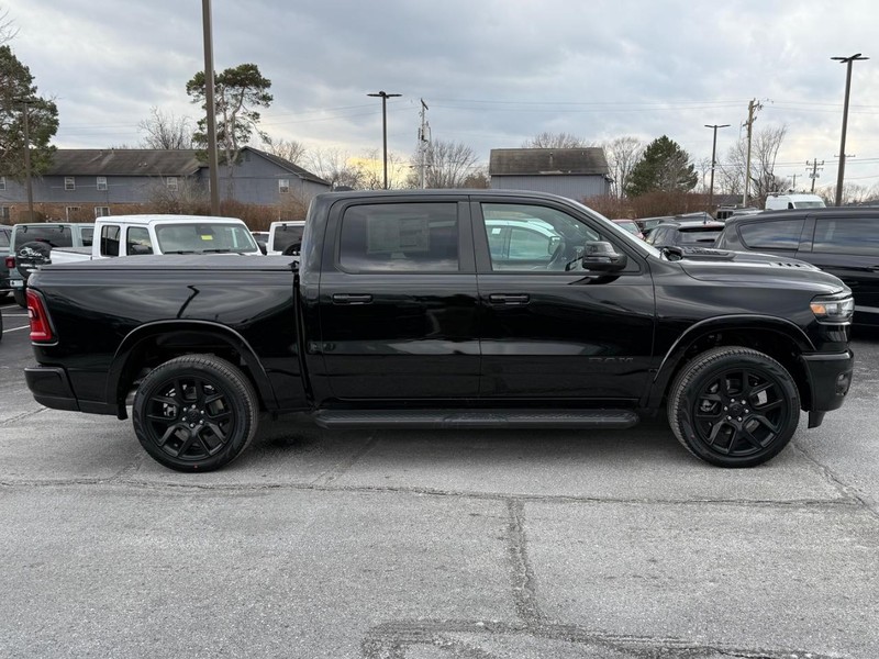 Ram 1500 Vehicle Image 02