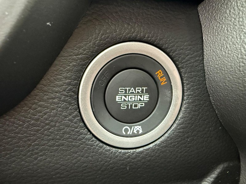 Ram 1500 Vehicle Image 09