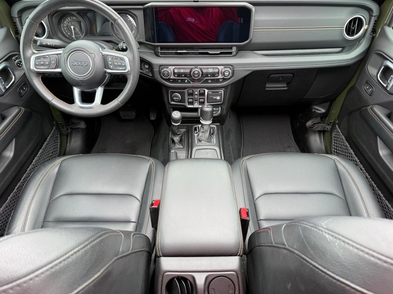 Jeep Wrangler 4xe Vehicle Image 12