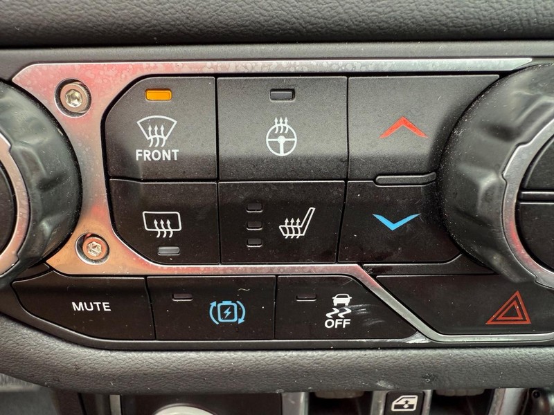 Jeep Wrangler 4xe Vehicle Image 17