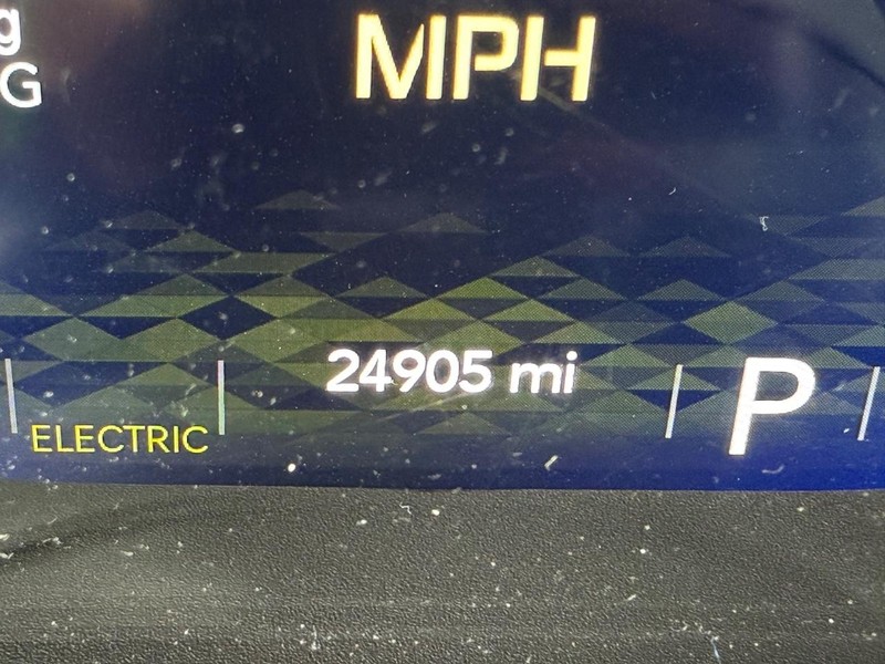 Jeep Wrangler 4xe Vehicle Image 25