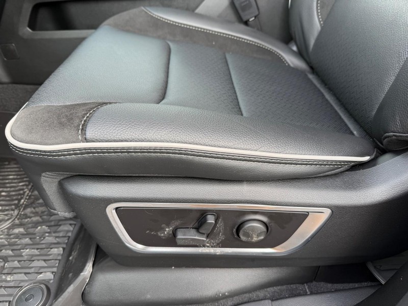 Ram 1500 Vehicle Image 17