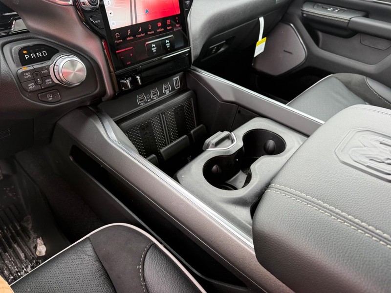 Ram 1500 Vehicle Image 13