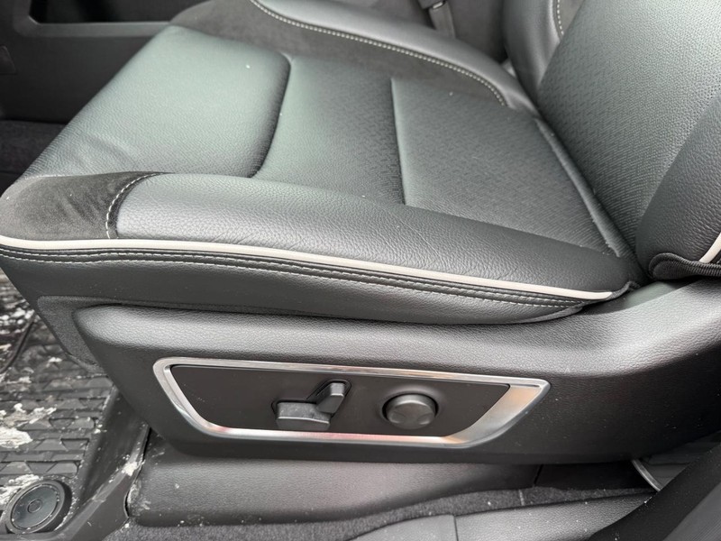 Ram 1500 Vehicle Image 19