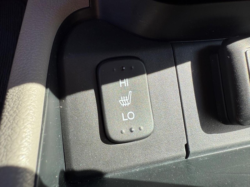 Honda CR-V Vehicle Image 16