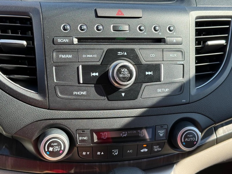 Honda CR-V Vehicle Image 17