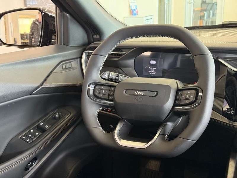 Jeep Cherokee Vehicle Image 07