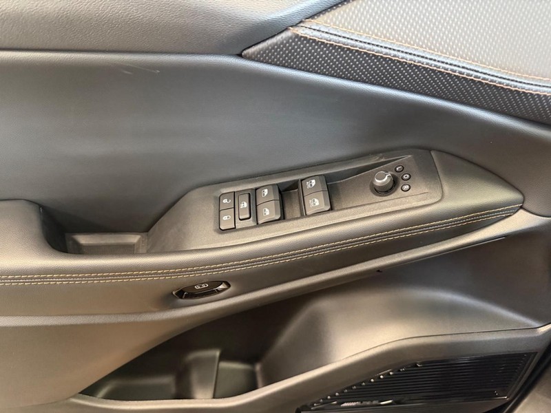 Jeep Cherokee Vehicle Image 17