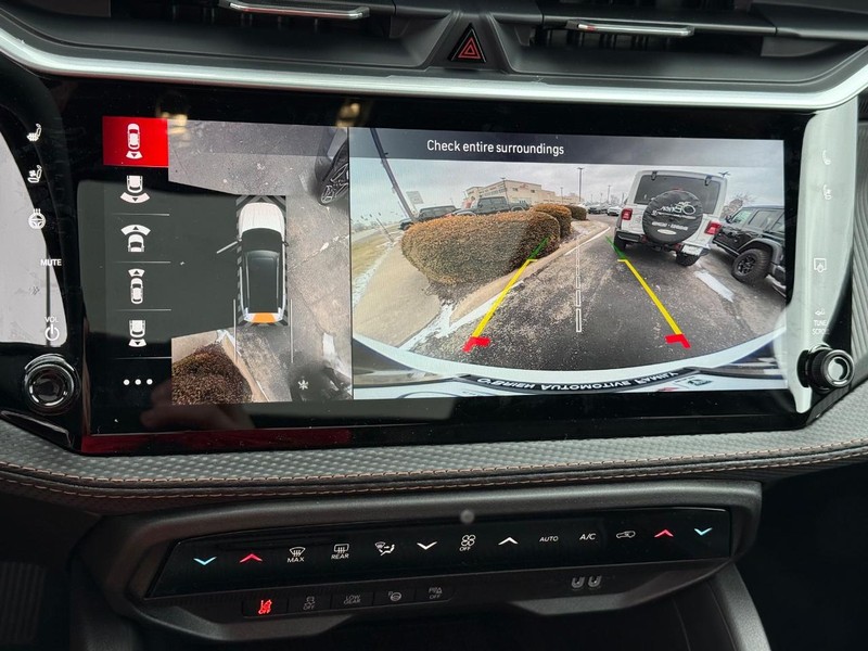 Jeep Cherokee Vehicle Image 12