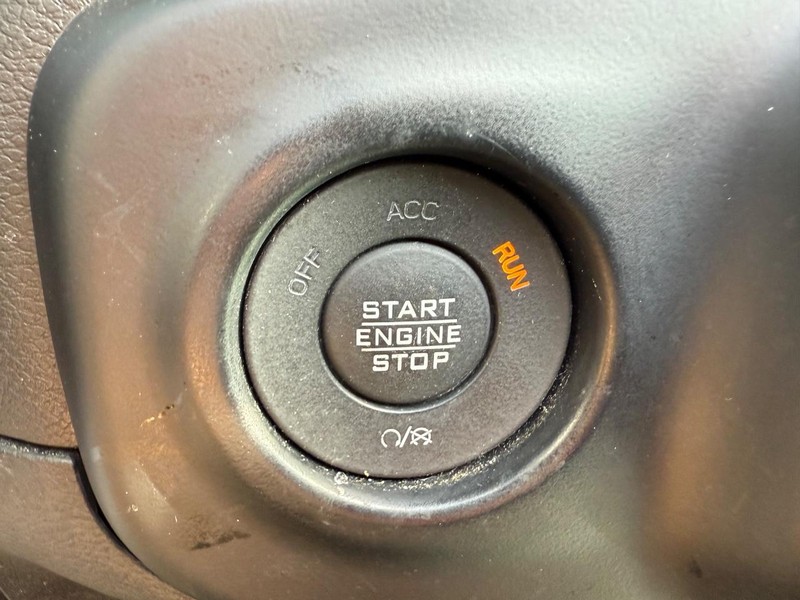 Jeep Wrangler 4xe Vehicle Image 16