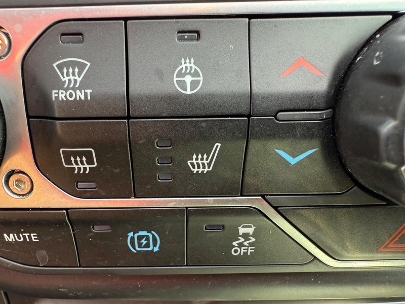 Jeep Wrangler 4xe Vehicle Image 17