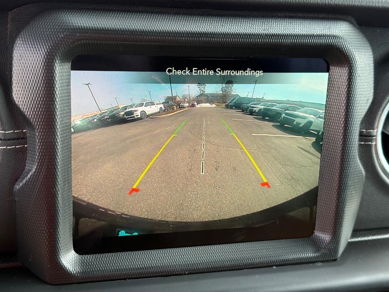 Jeep Wrangler 4xe Vehicle Image 18