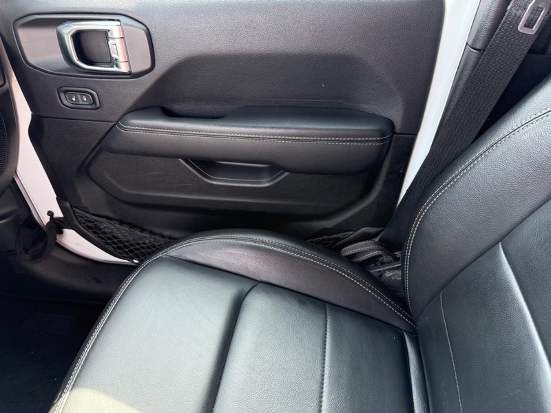 Jeep Wrangler 4xe Vehicle Image 22