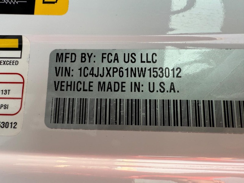 Jeep Wrangler 4xe Vehicle Image 28