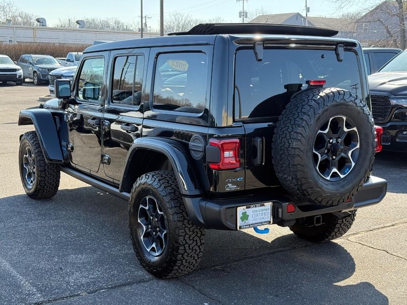 Jeep Wrangler 4xe Vehicle Image 05