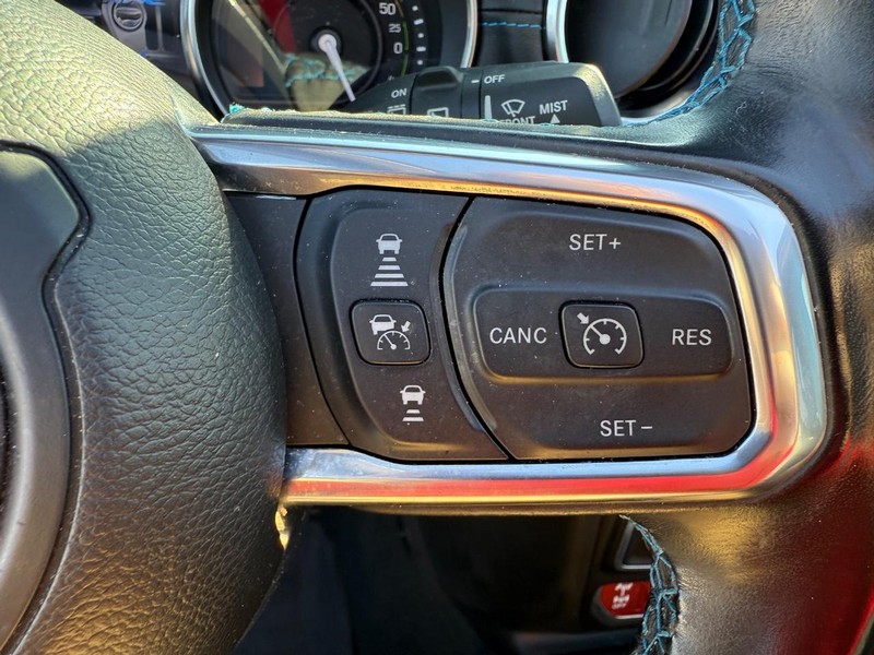 Jeep Wrangler 4xe Vehicle Image 15