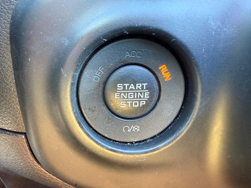 Jeep Wrangler 4xe Vehicle Image 16