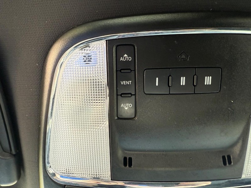 Dodge Charger Vehicle Image 22