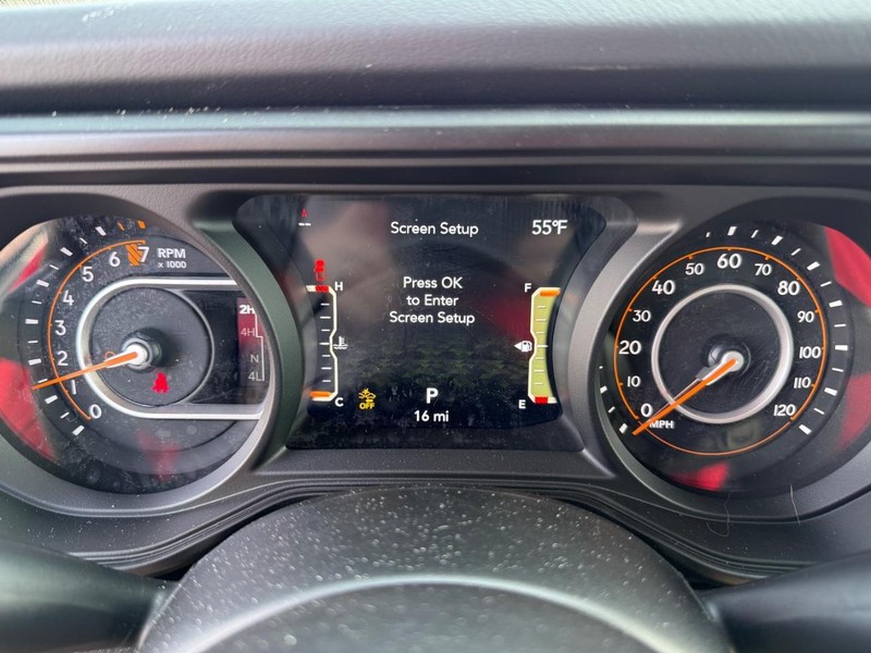 Jeep Gladiator Vehicle Image 16