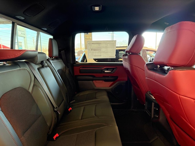 Ram 1500 Vehicle Image 04