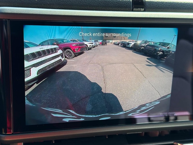 Jeep Wrangler Vehicle Image 11