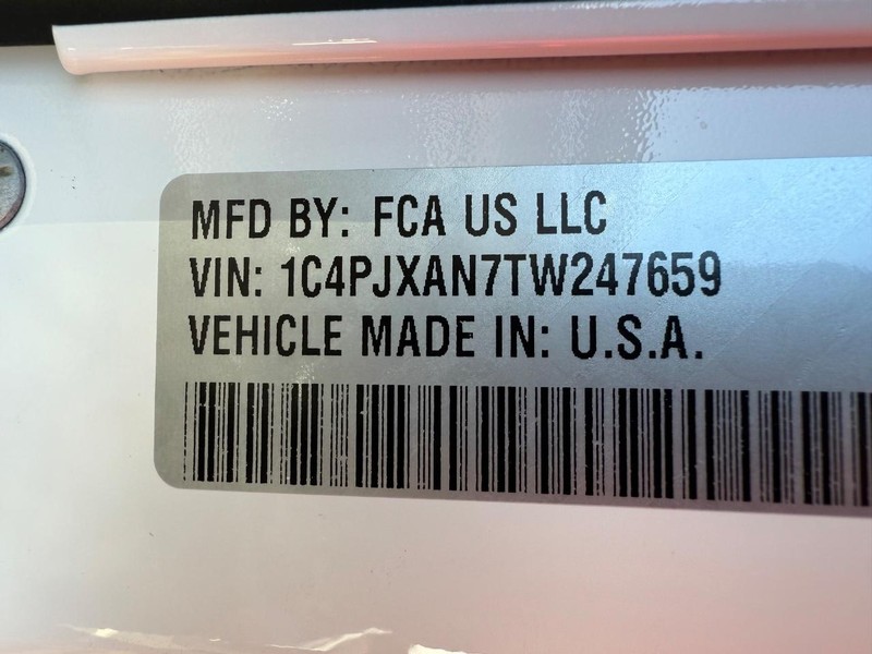 Jeep Wrangler Vehicle Image 19