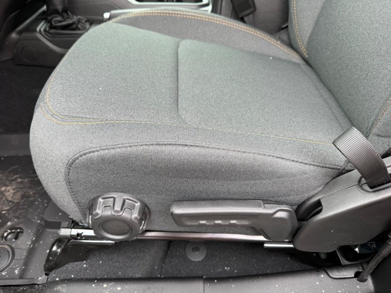 Jeep Wrangler Vehicle Image 18