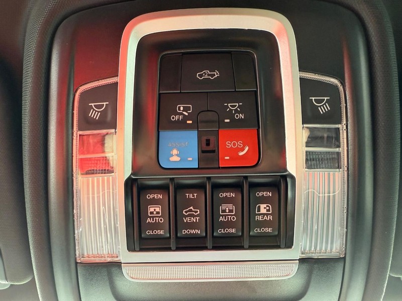 Ram 1500 Vehicle Image 15