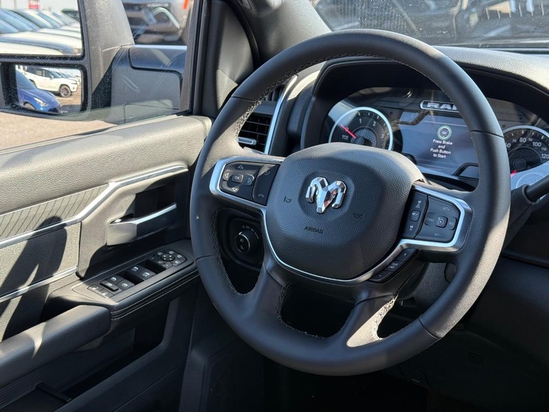 Ram 3500 Vehicle Image 06