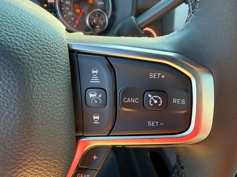 Ram 3500 Vehicle Image 08