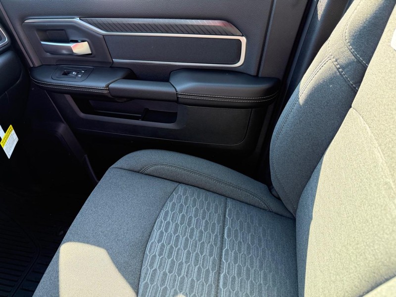 Ram 3500 Vehicle Image 13