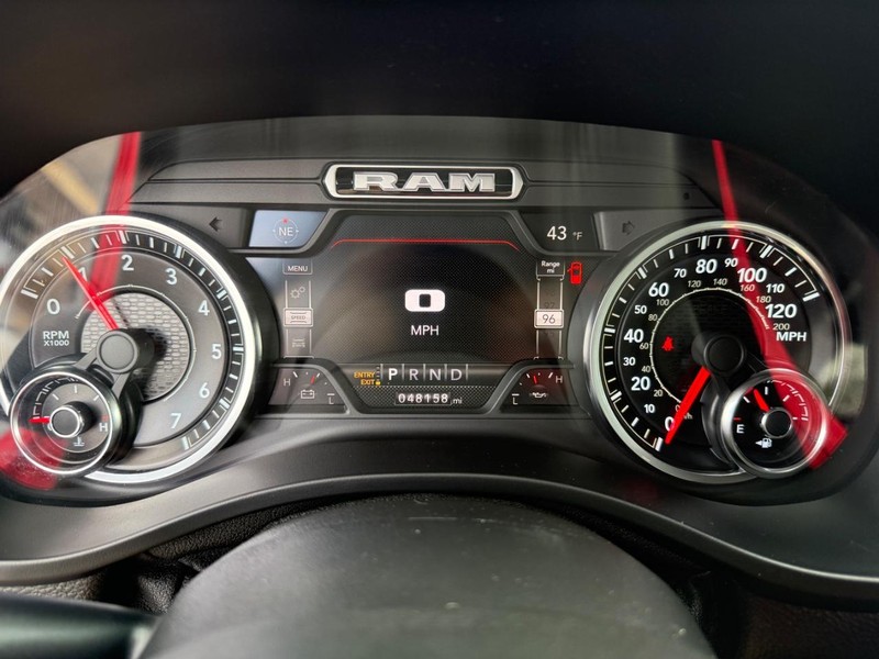 Ram 1500 Vehicle Image 23