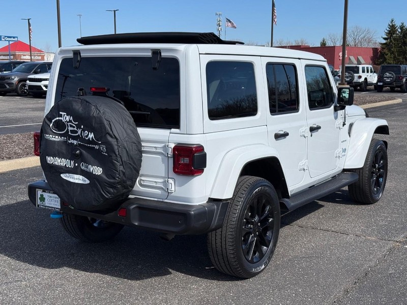 Jeep Wrangler 4xe Vehicle Image 03