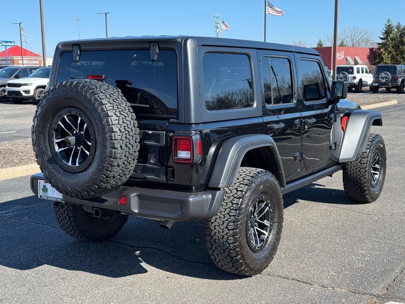 Jeep Wrangler Vehicle Image 03